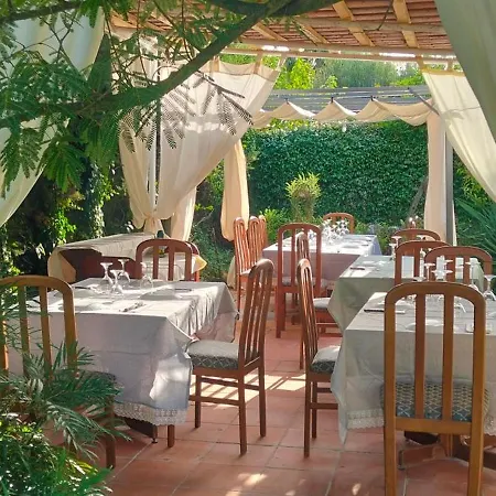Bed & Breakfast Il Giardino Di Eolo 4*